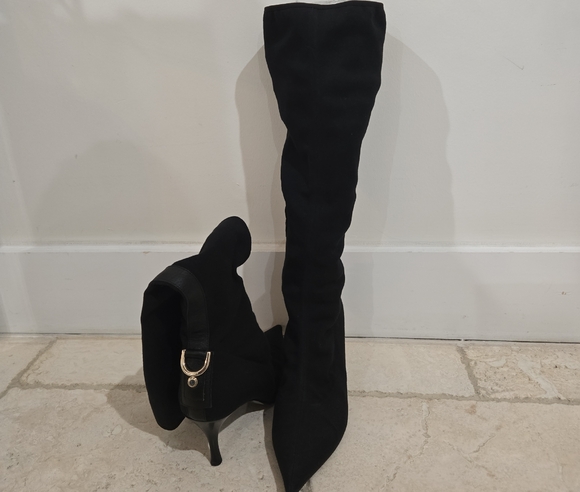 Gucci Black Over the Knee Boots with Stiletto Heel - Picture 1 of 10